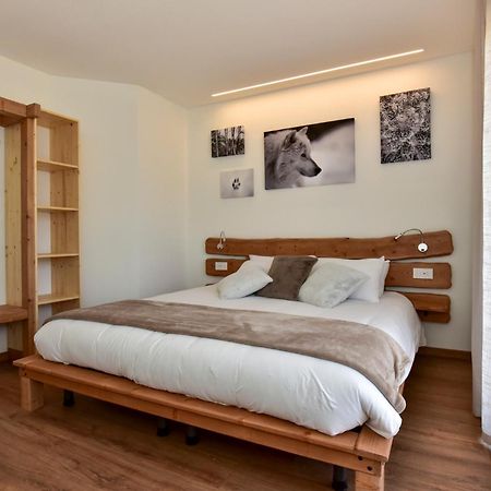 B&B Al Lupo Solitario 塞格扎诺 外观 照片