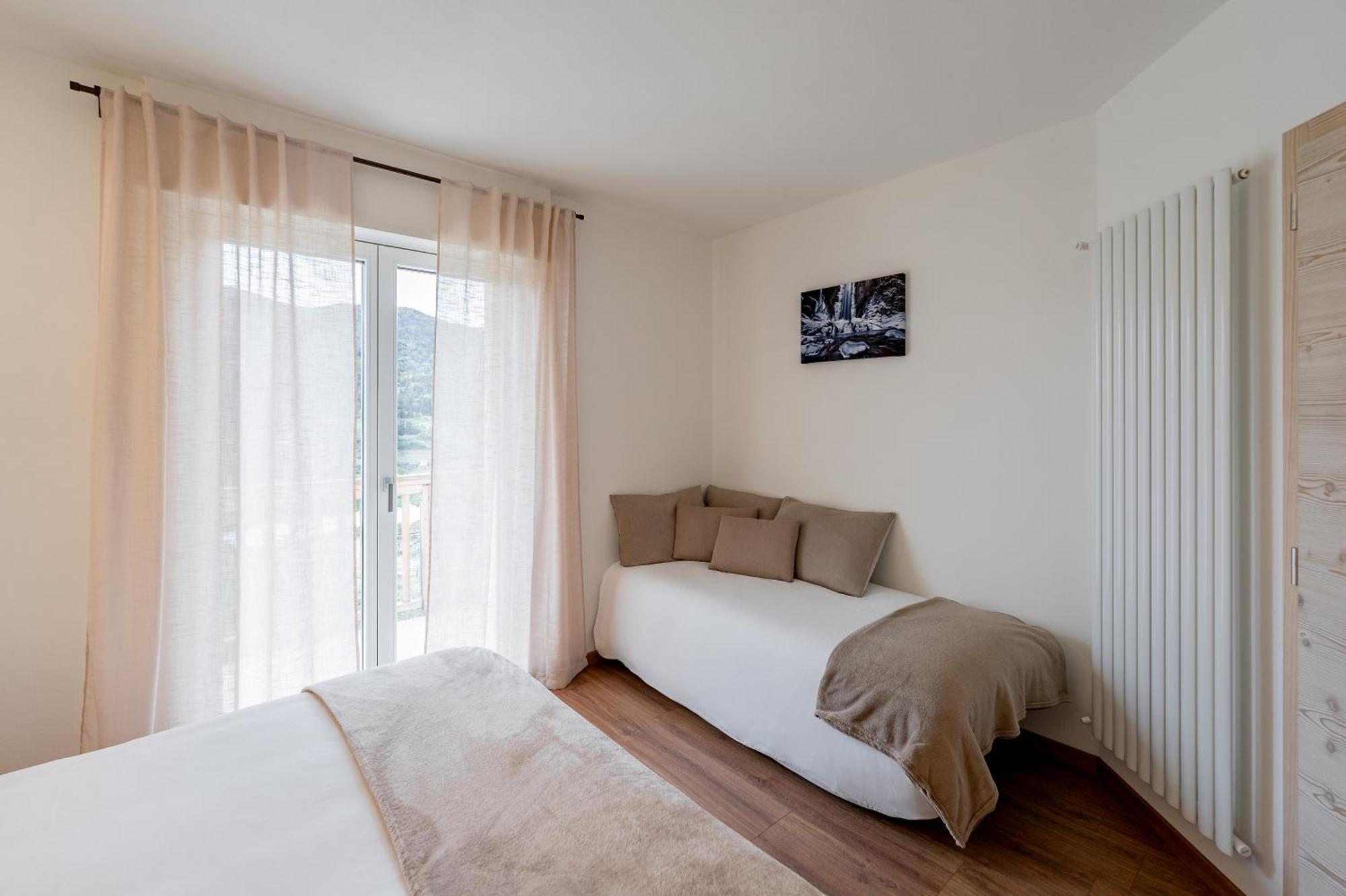 B&B Al Lupo Solitario 塞格扎诺 外观 照片